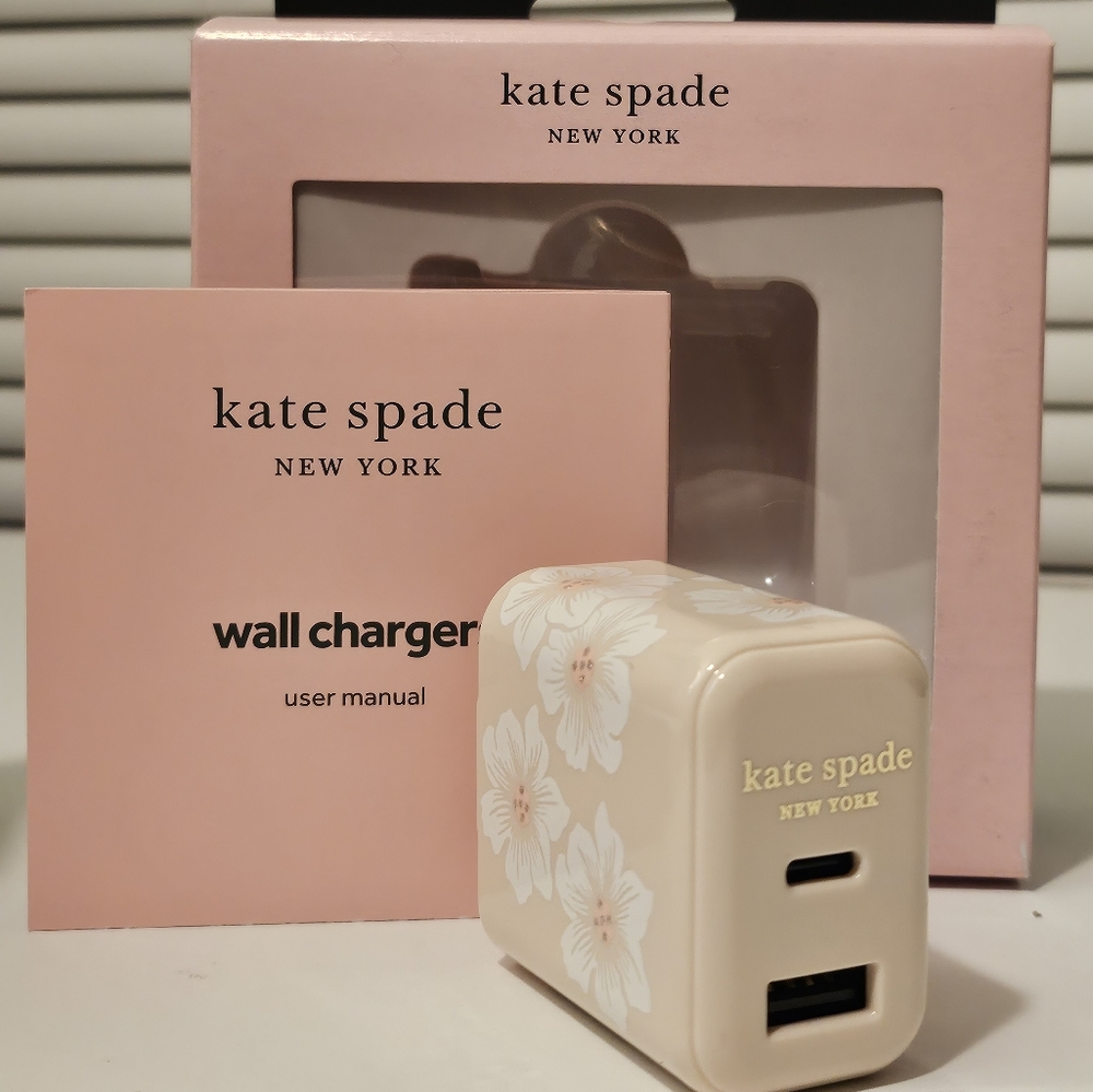 New Kate Spade Dual Wall Charger
